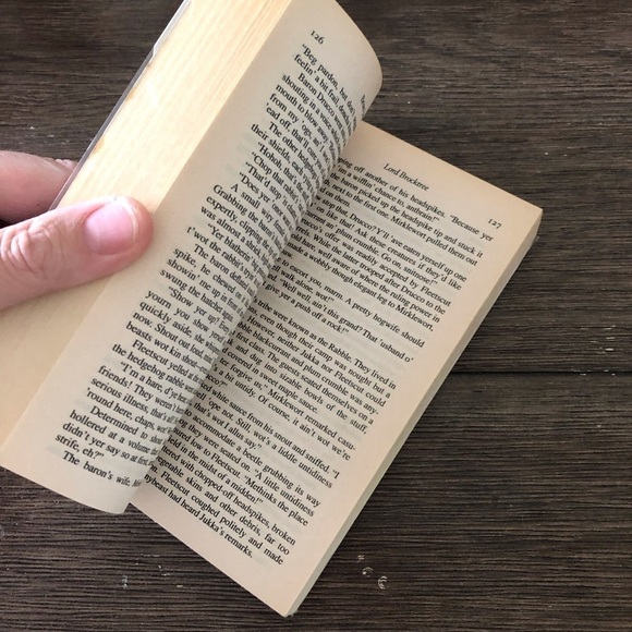 Lord Brocktree (A Novel of Redwall) by: Brain Jacques paperback book - Picture 2 of 4